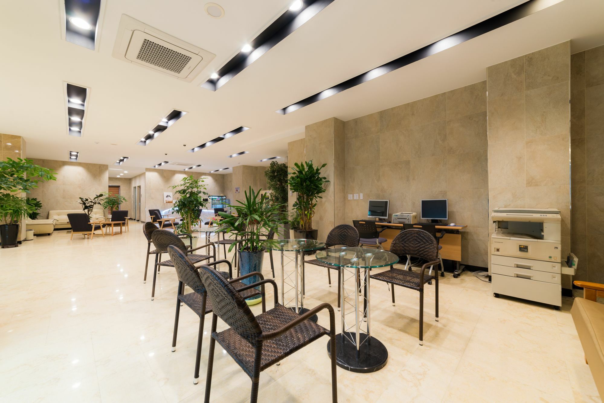 Reborn Suwon Silkroad Hotel Exterior foto